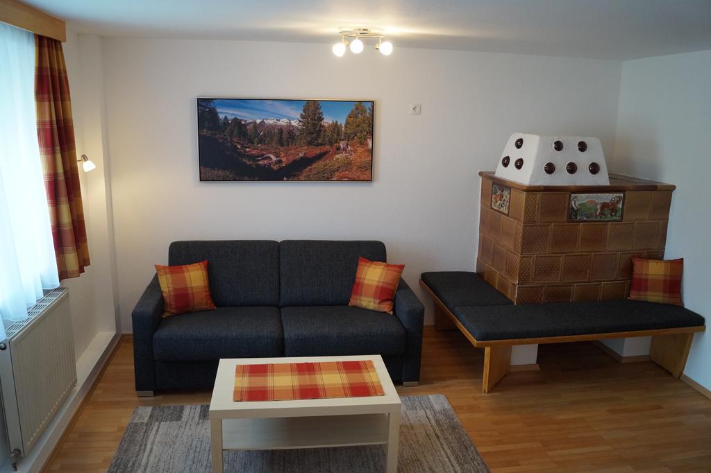 Flierelerhof Apartment Arzl im Pitztal Ruang foto