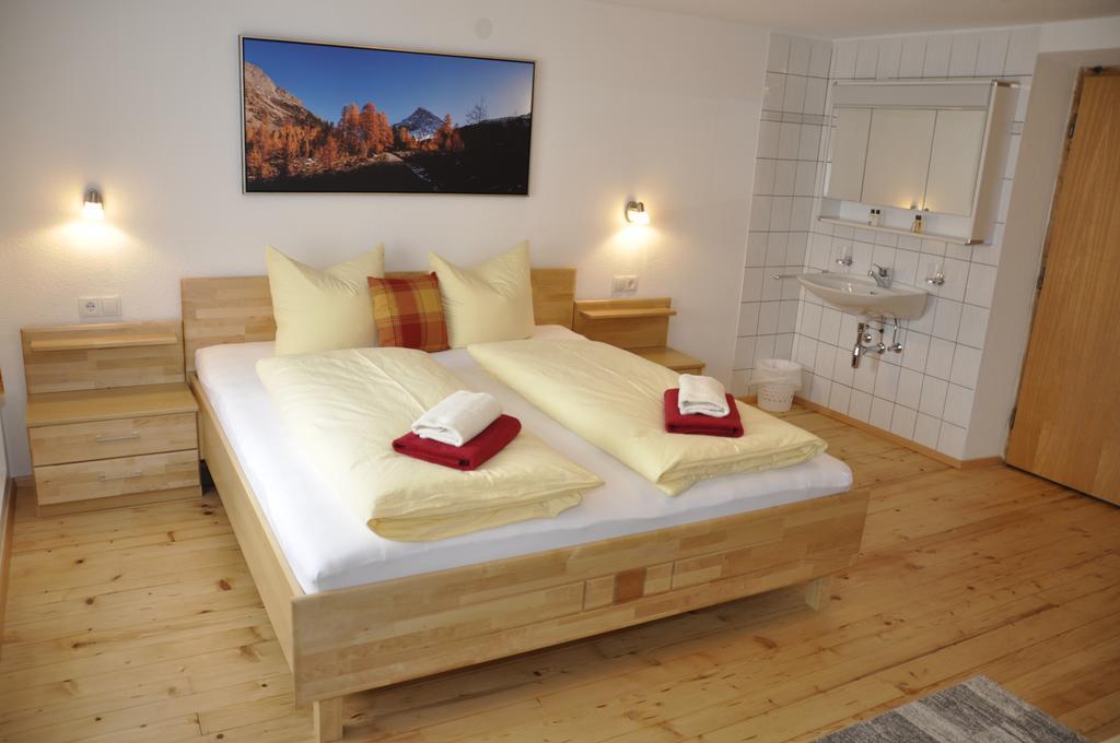 Flierelerhof Apartment Arzl im Pitztal Ruang foto